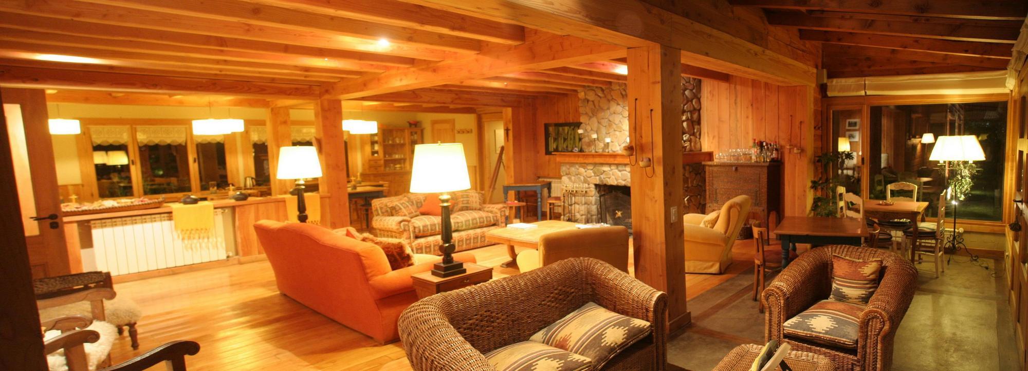 Hosteria El Establo Villa La Angostura Dış mekan fotoğraf