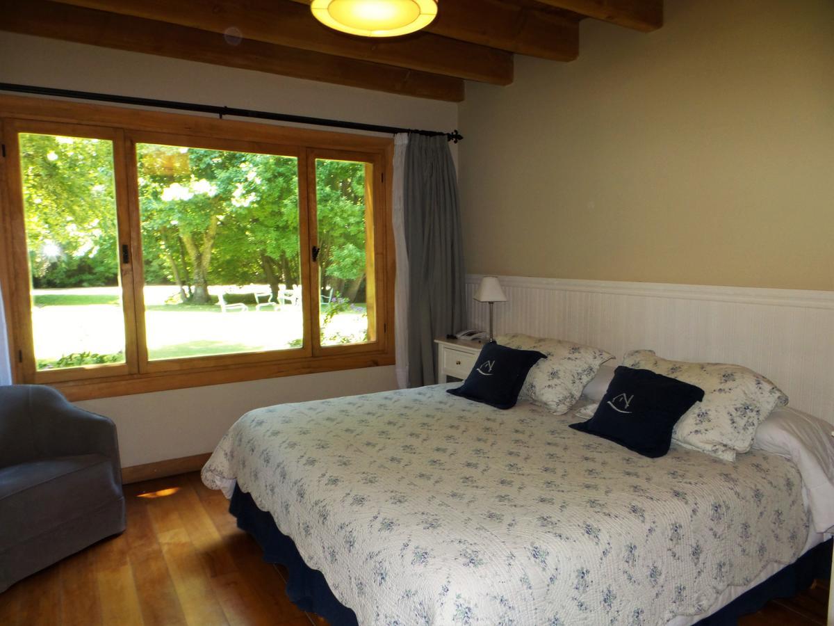 Hosteria El Establo Villa La Angostura Dış mekan fotoğraf